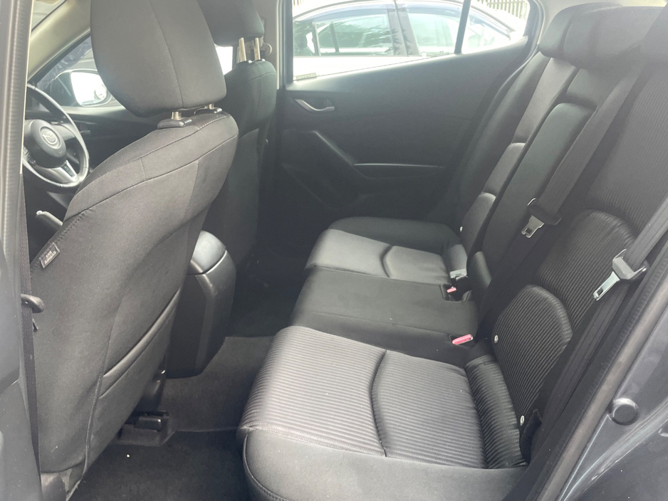 Mazda Mazda3 2.2 D SE 5DR — thumbnail 9