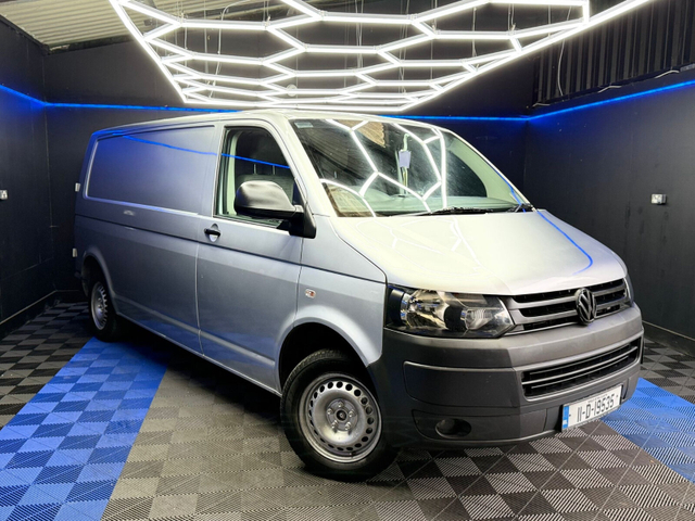 2011 VOLKSWAGEN TRANSPORTER