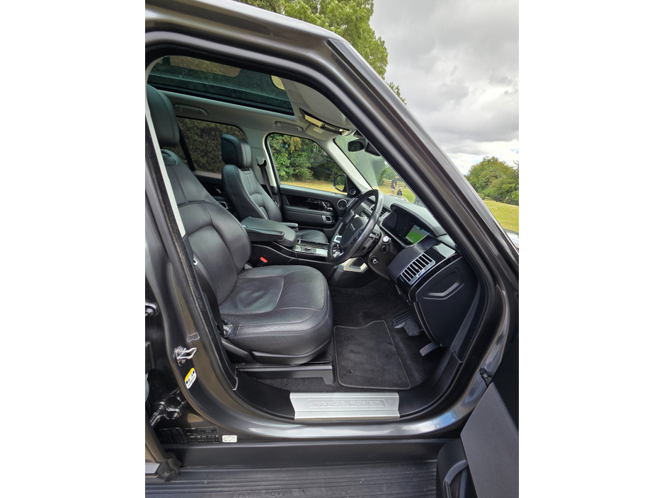 2019 Land Rover Range Rover 2L Petrol Plug-in Hybrid For Sale Images