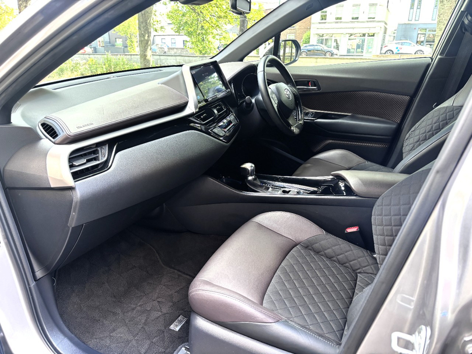 2017 Toyota C-HR 1.8L Petrol Hybrid For Sale Images