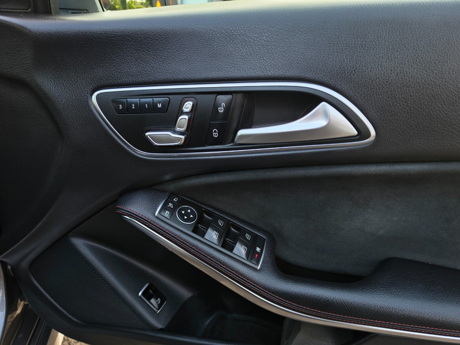 2017 Mercedes-Benz CLA Class 1.6L Petrol For Sale Images