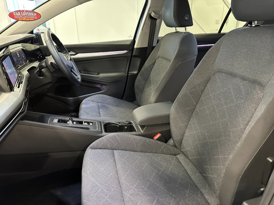 2022 Volkswagen Golf 1L Petrol For Sale Images