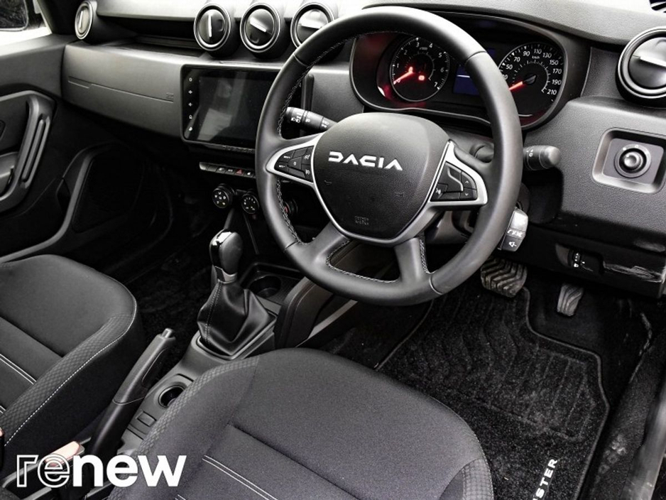 Dacia Duster 1.3 TCe 150 EDC Expression Automatic — thumbnail 6