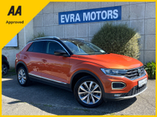 Volkswagen T-Roc STYLE DESIGN AUTOMATIC 2.0 DIESEL //ADAPTIVE CRUISE CONTROL//REVERSE CAMERA//KEYLESS ENTRY//