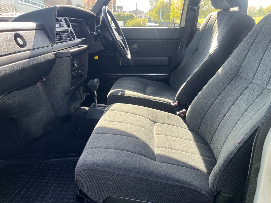 1991 Volvo 240 2.3L Petrol For Sale Images