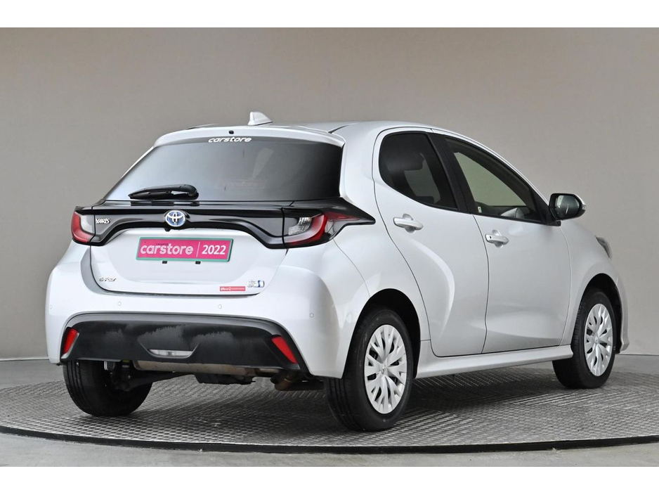 Toyota Yaris 1.5 PETROL HYBRID *REVERSE CAM*PARK SENSORS* — thumbnail 9