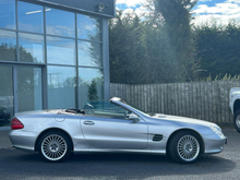 2004 Mercedes-Benz SL Class 5.1L Petrol For Sale Images