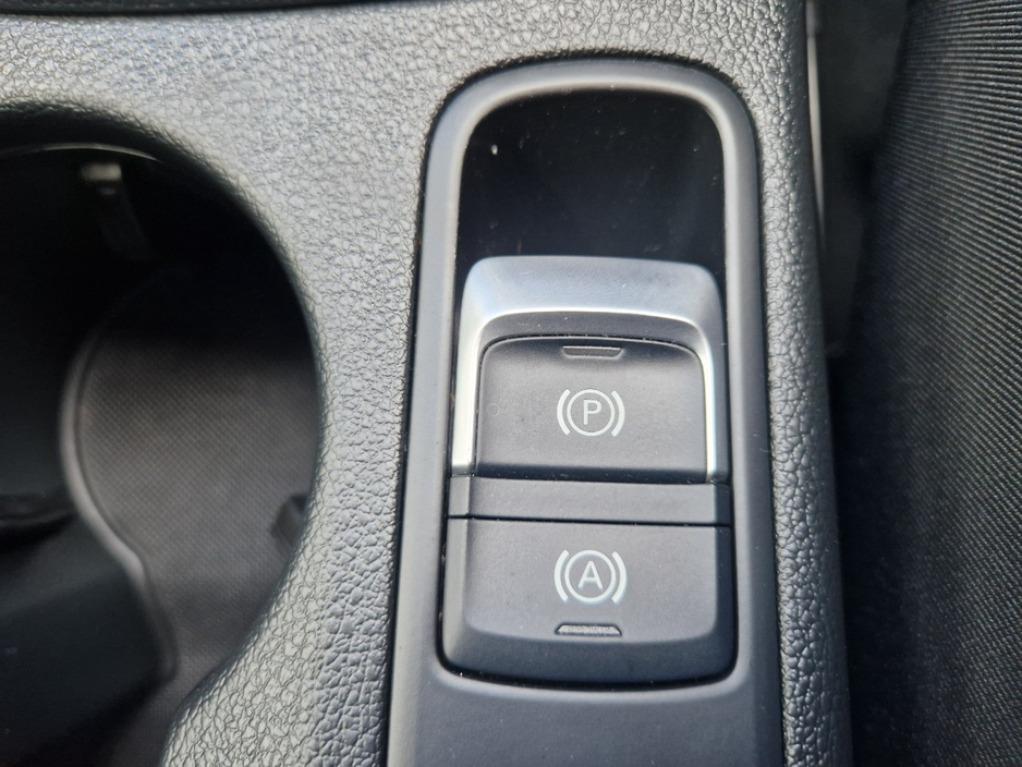 2016 Audi Q3 1.4L Petrol For Sale Images