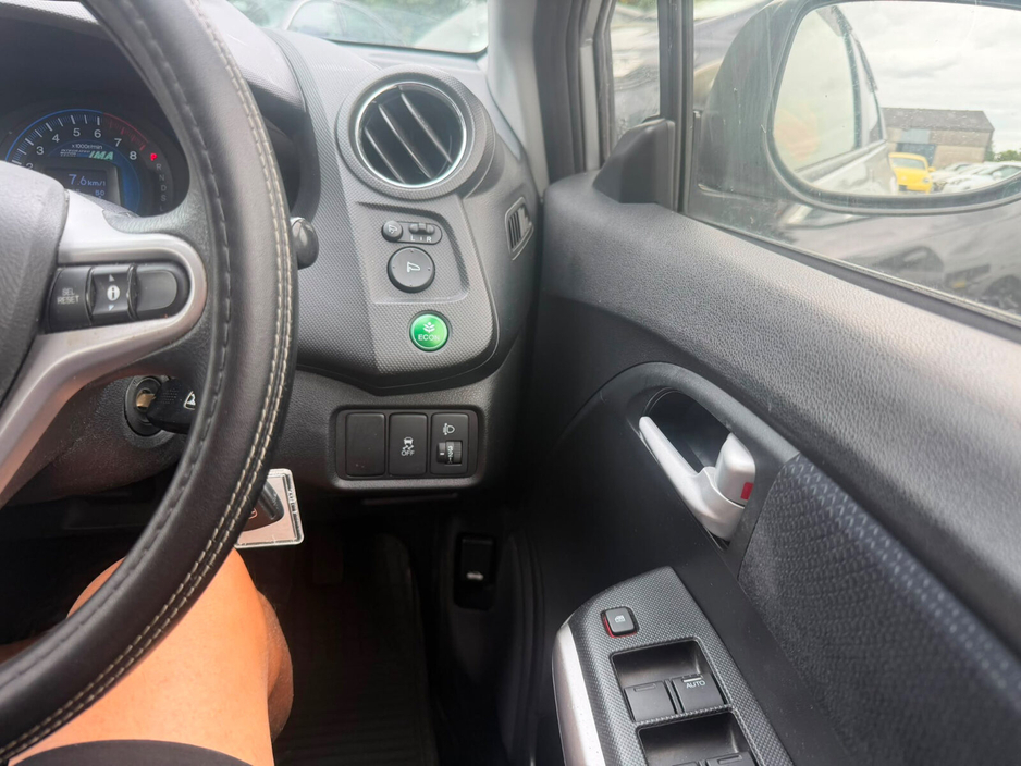 Honda Insight 1.4 i-VTEC Hybrid SE — thumbnail 11