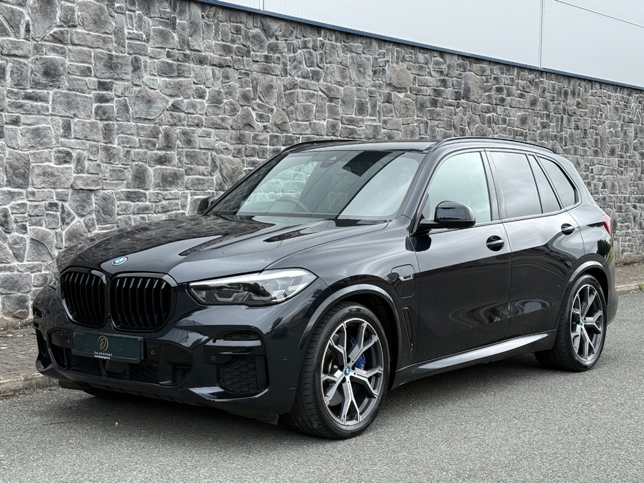 2022 BMW X5 3L Petrol Plug-in Hybrid For Sale Images