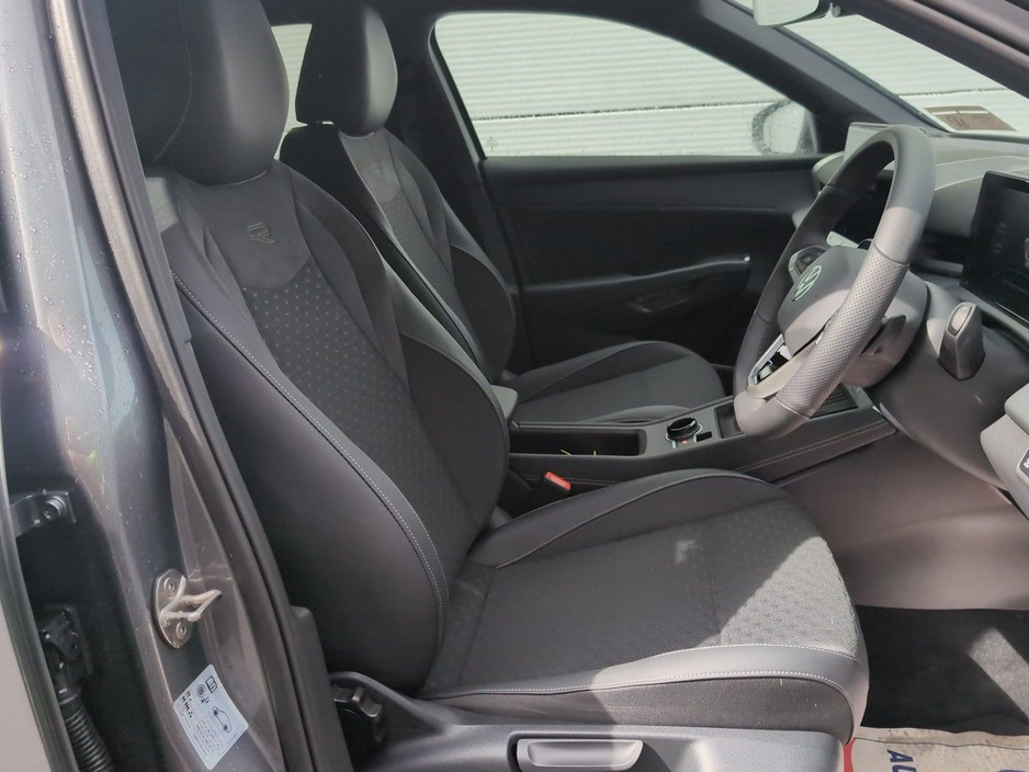 2026 Volkswagen T-Roc 1.5L Petrol For Sale Images