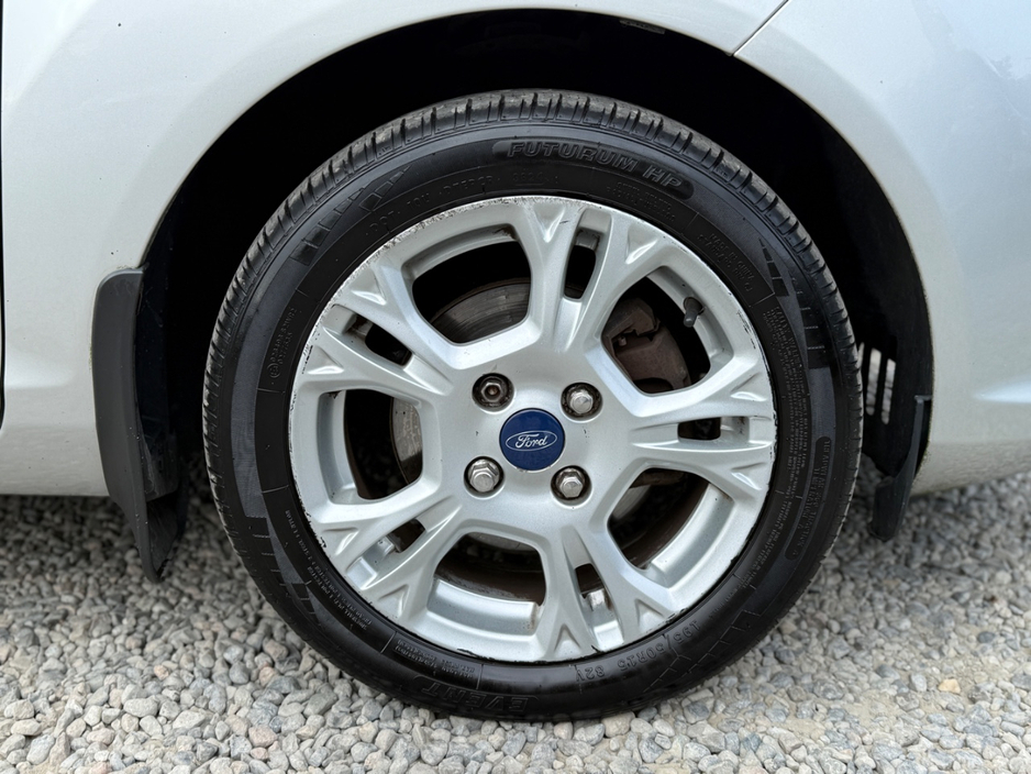 2013 Ford Fiesta 1L Petrol For Sale Images