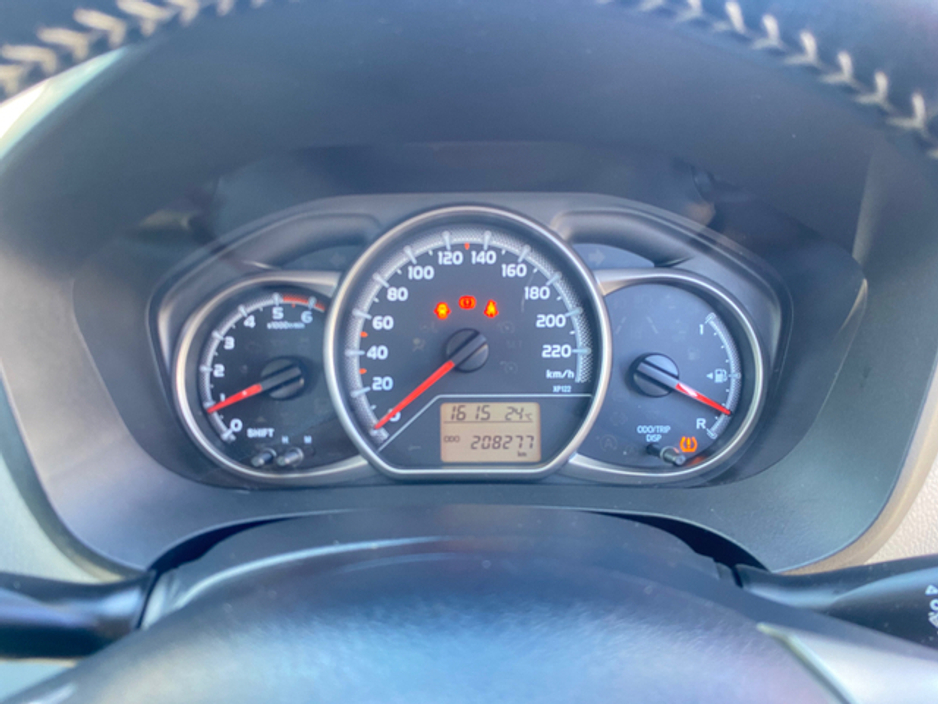 2016 Toyota Yaris 1.4L Diesel For Sale Images