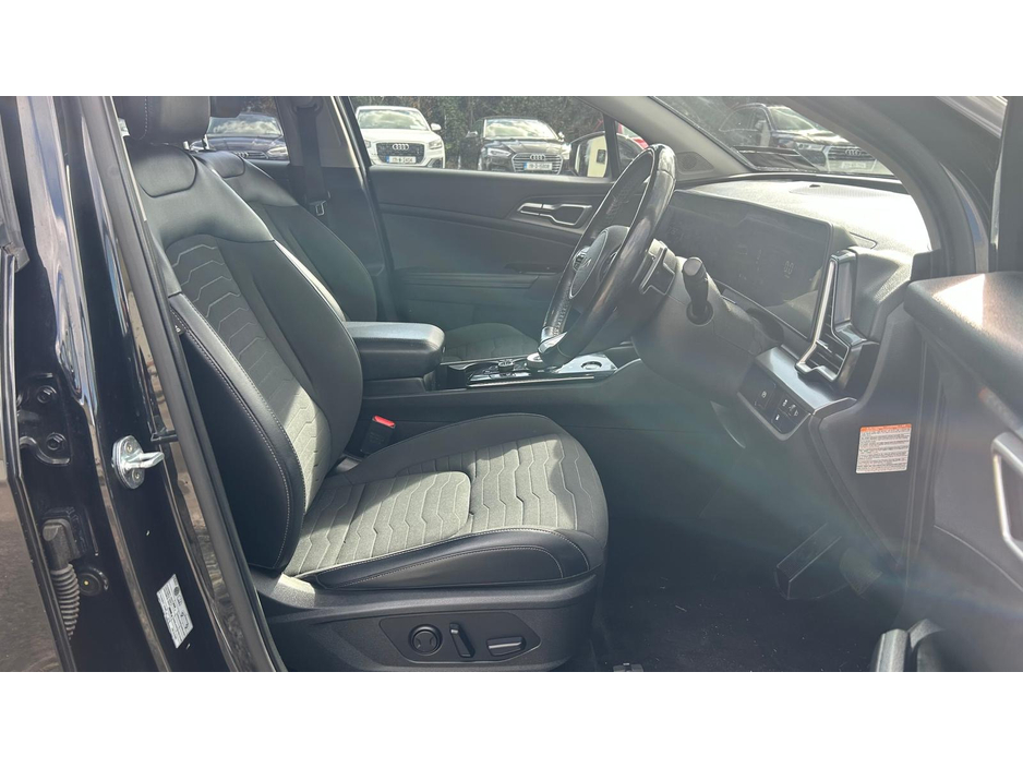 2022 Kia Sportage 1.6L Petrol Plug-in Hybrid For Sale Images