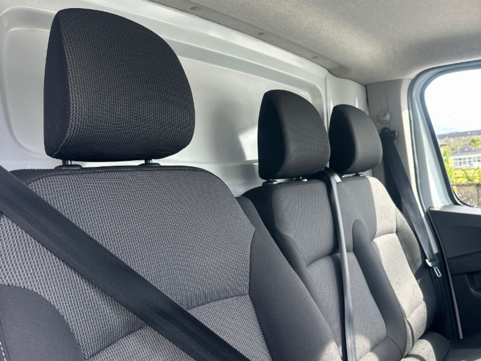 2023 Renault Trafic 2L Diesel For Sale Images