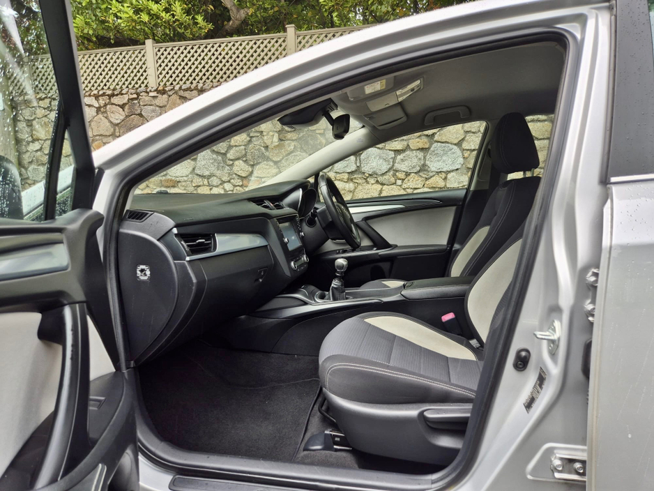 2016 Toyota Avensis 1.6L Diesel For Sale Images
