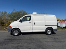 2005 Toyota Hiace 2.5L Diesel For Sale Images