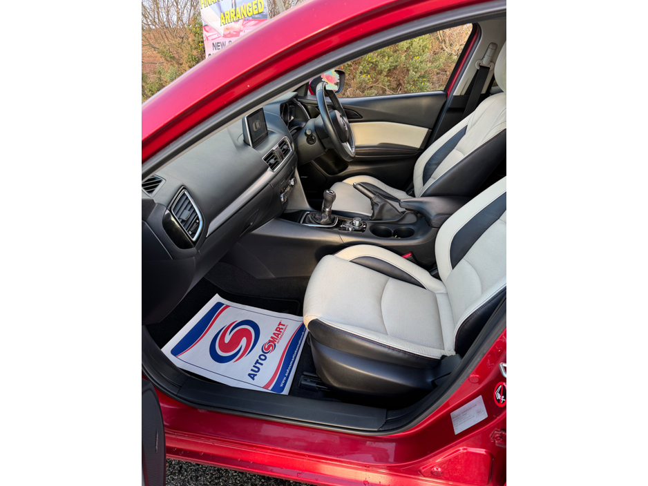 2014 Mazda Mazda3 2.2L Diesel For Sale Images
