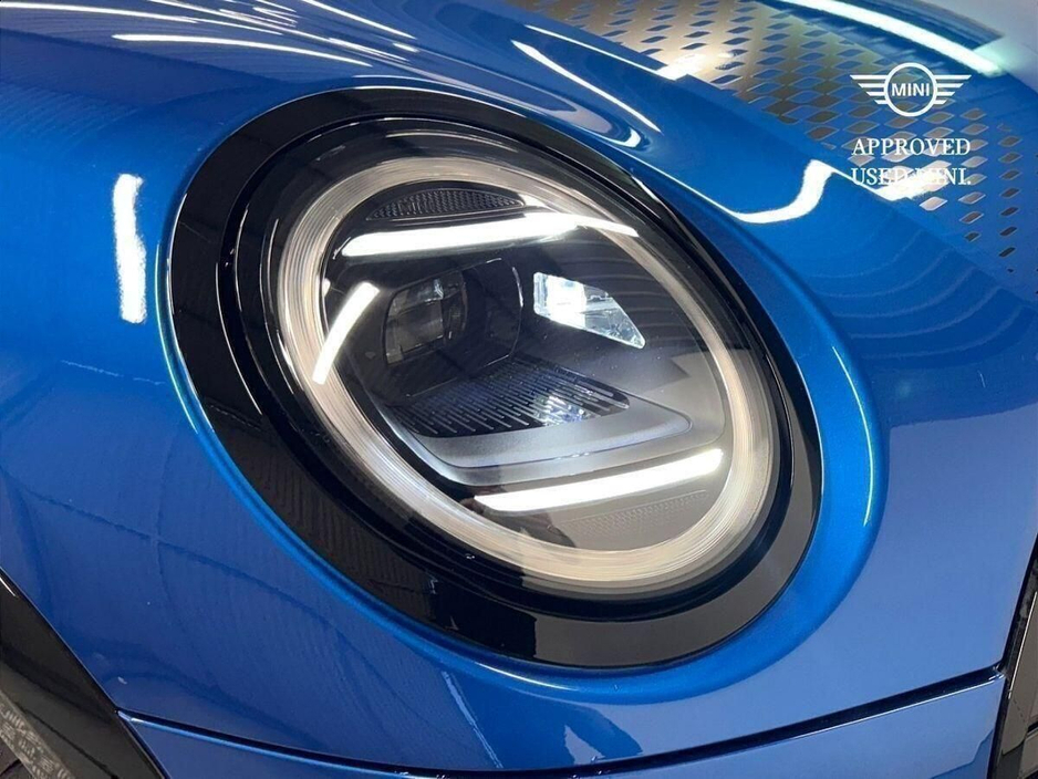 2025 MINI Hatch 2L Petrol For Sale Images