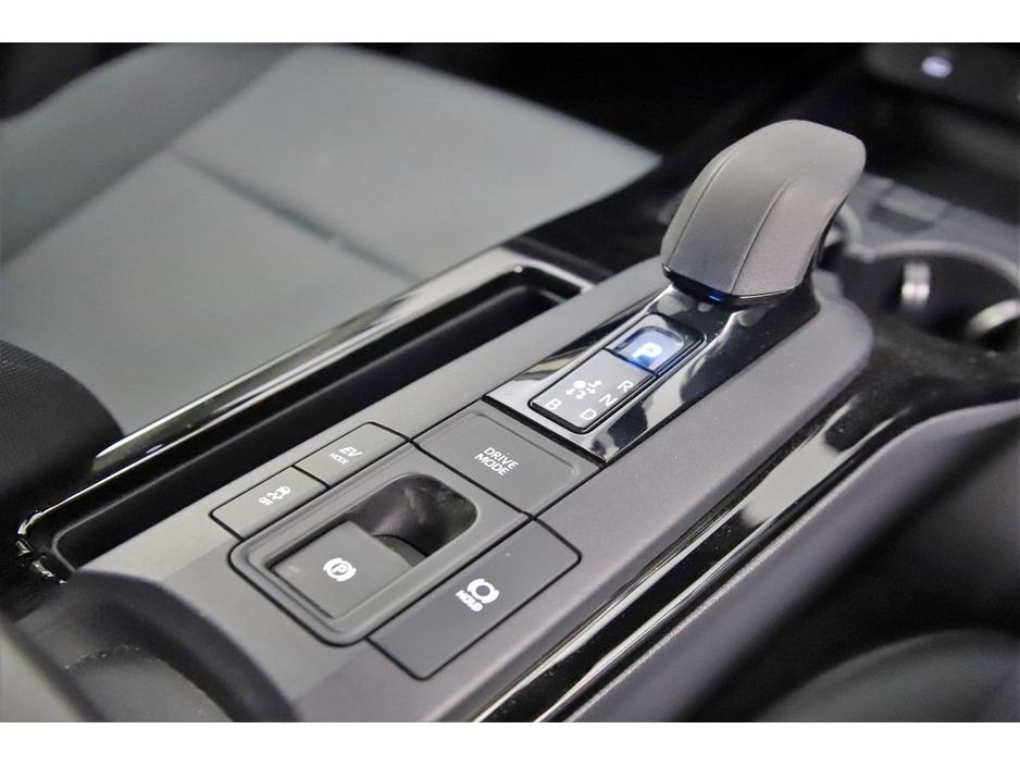 Toyota Prius *JUST REDUCED* 1.8 SELF CHARGING HYBRID *REVERSE CAM*PARK SENSORS* — thumbnail 23