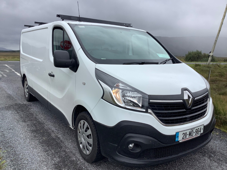2021 Renault Trafic 2L Diesel For Sale Images
