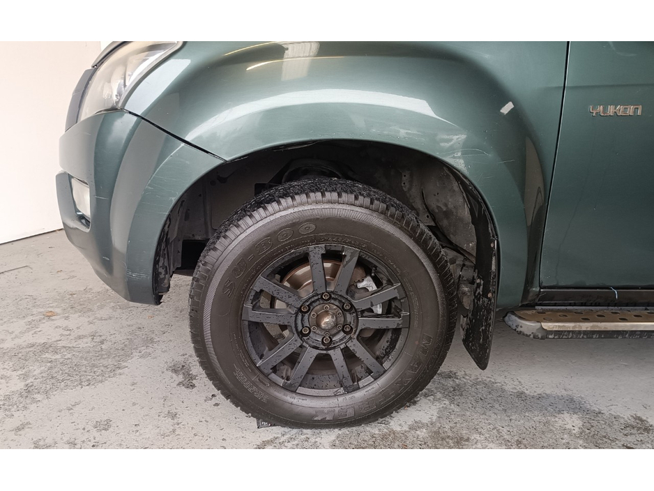 2014 Isuzu D-MAX 2.5L Diesel For Sale Images