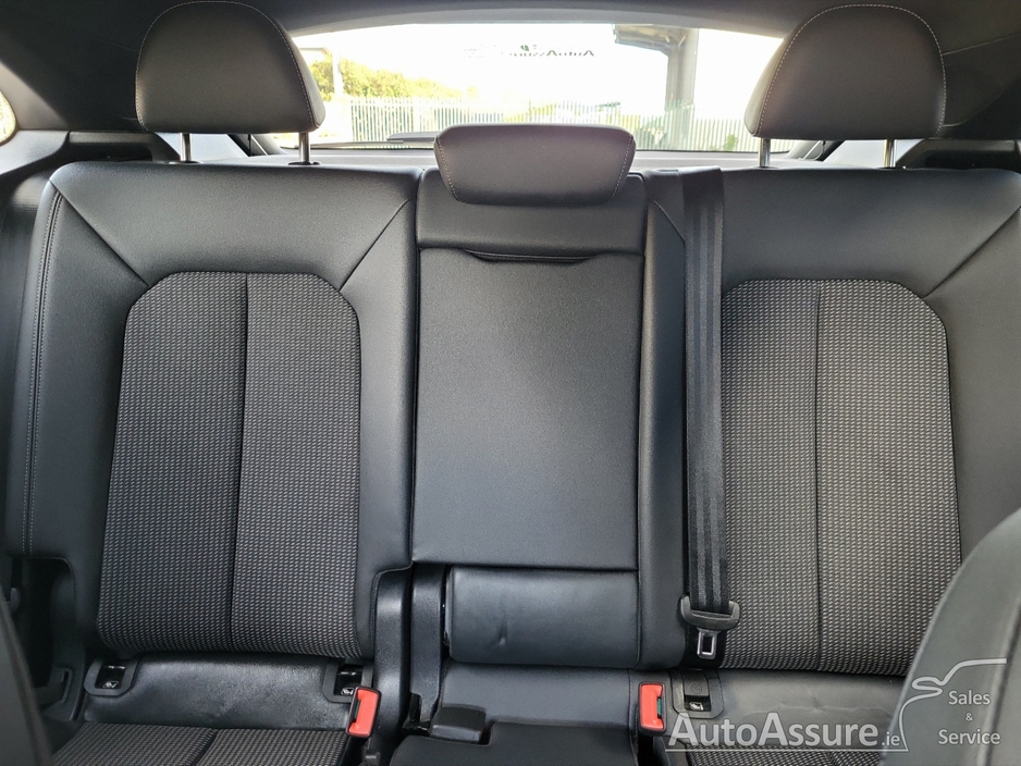 2023 Audi Q3 1.4L Hybrid For Sale Images