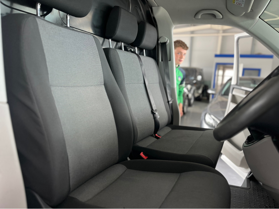 2016 Volkswagen Transporter 2.0L Diesel For Sale Images