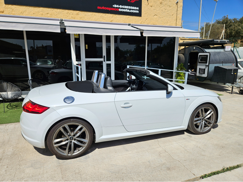 2016 Audi TT 2L Petrol For Sale Images