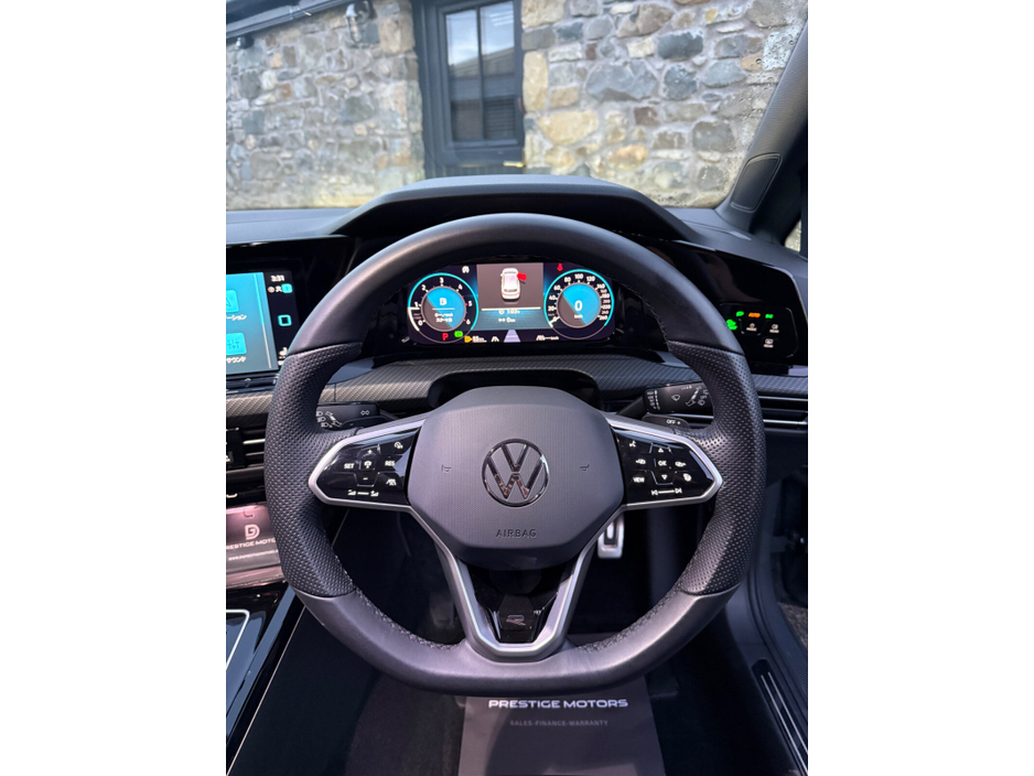2023 Volkswagen Golf 2L Diesel For Sale Images