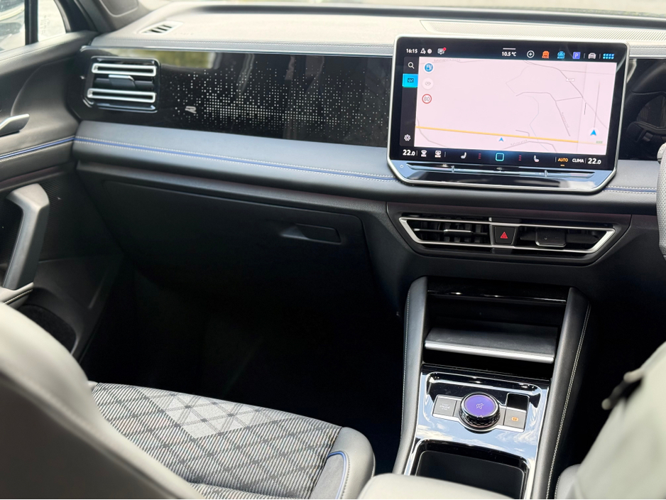2024 Volkswagen Tiguan 1.5L Petrol Hybrid For Sale Images