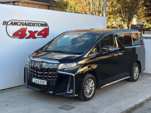 Toyota Alphard 7 SEATER HIGH SPEC