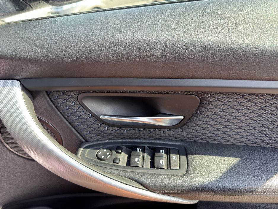 2014 BMW 3 Series 2L Diesel For Sale Images