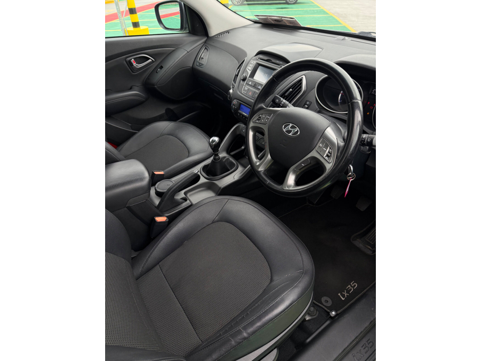 Hyundai ix35 1.7 Diesel Executive 2WD 115hp — thumbnail 10