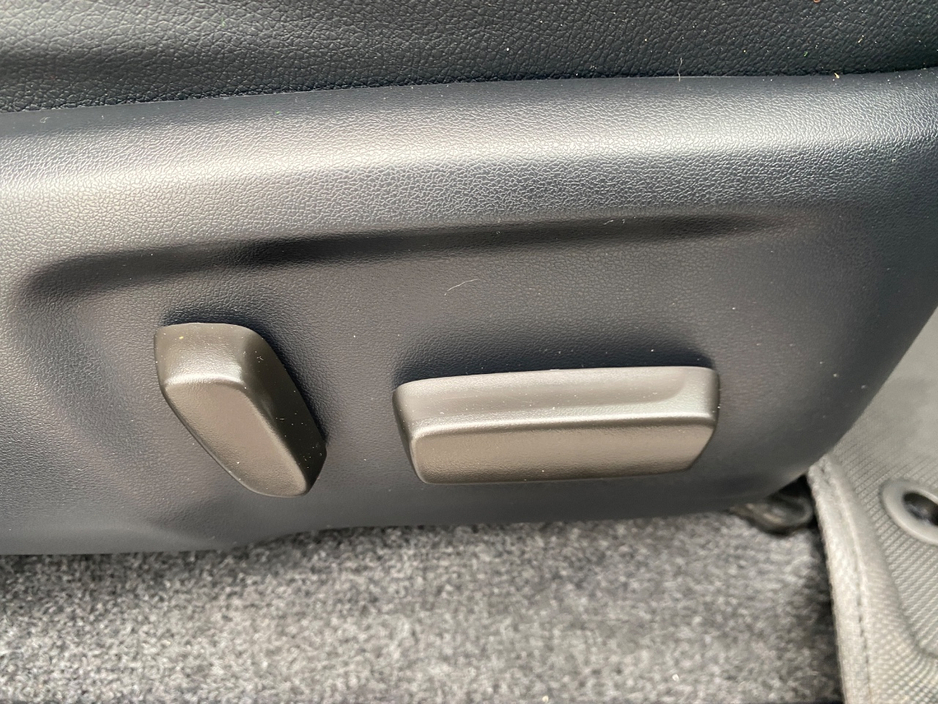 2023 Toyota Hilux 2.4L Diesel For Sale Images