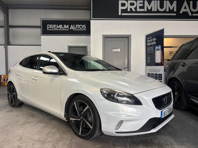 2016 VOLVO V40 D4. R-DESIGN AUTOMATIC