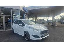 Ford Fiesta 1.0 100PS 5SPEED 4 4DR ST-LINE