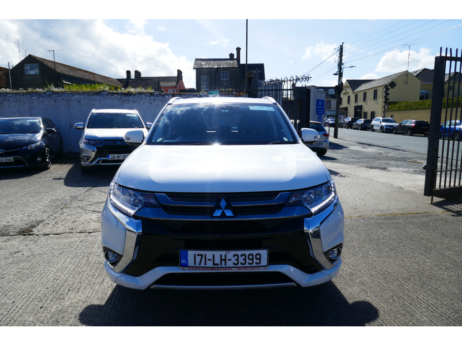 2017 Mitsubishi Outlander 2L Petrol Hybrid For Sale Images