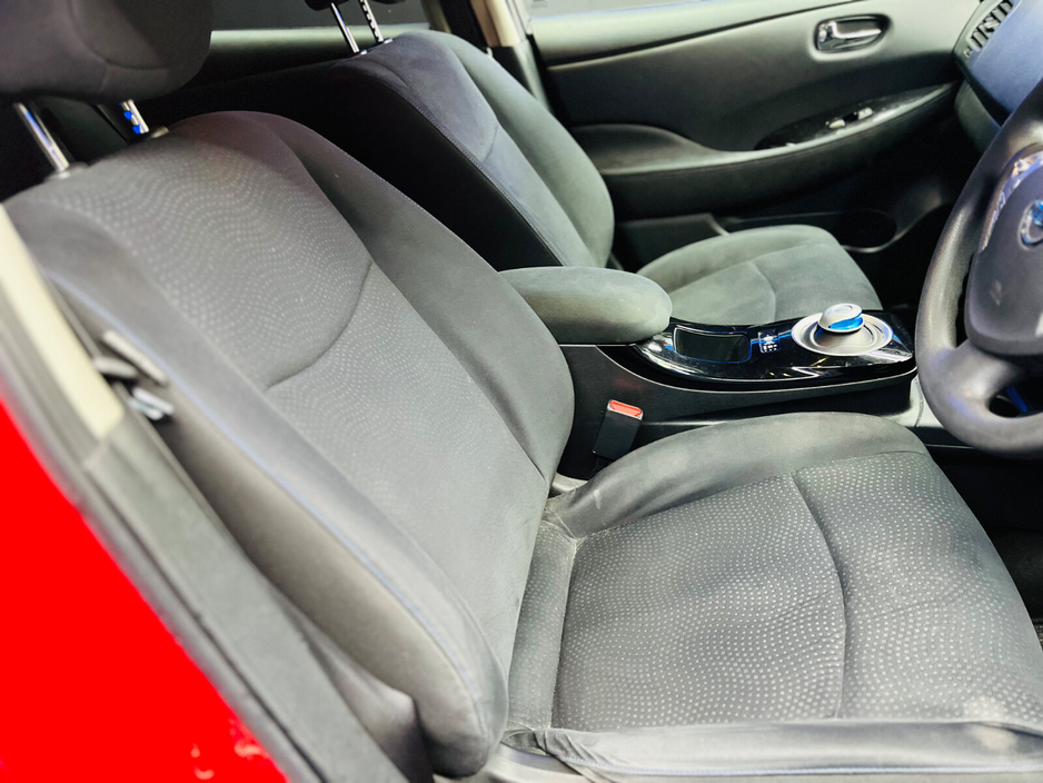 Nissan Leaf XE — thumbnail 17