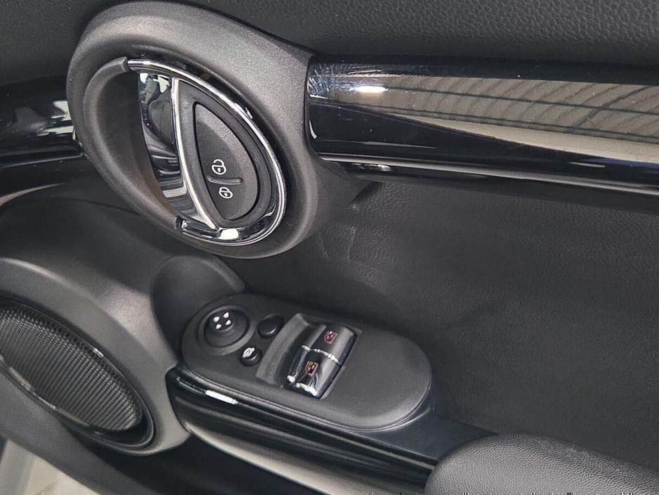 2023 MINI Hatch 0L Electric For Sale Images