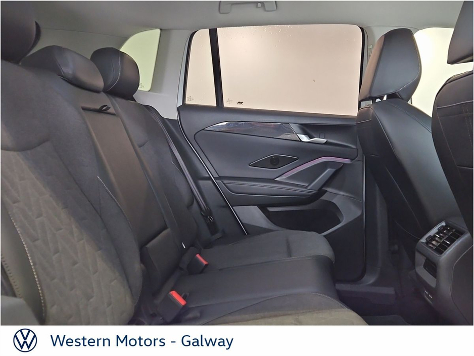 Volkswagen Tiguan Launch Edition 2.0 TDI 150HP DSG,New Model,18" Upgrade Alloys,Rear Camera,Digital Dash,App Connect,Elec Bootlid + much more — thumbnail 25
