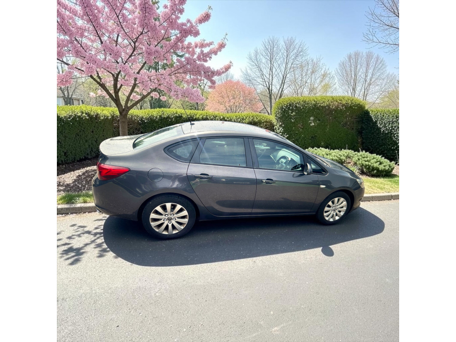 2015 Opel Astra 1.7L Diesel For Sale Images