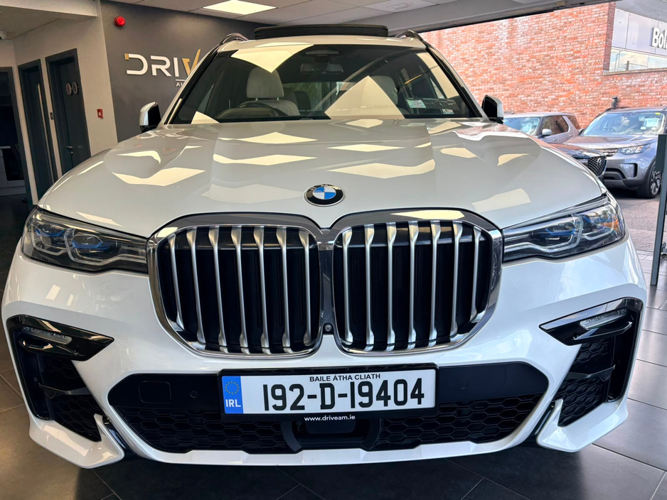2019 BMW X7 3L Diesel For Sale Images