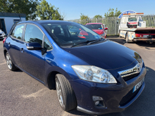 2012 Toyota Auris 1.8L Petrol Hybrid For Sale Images