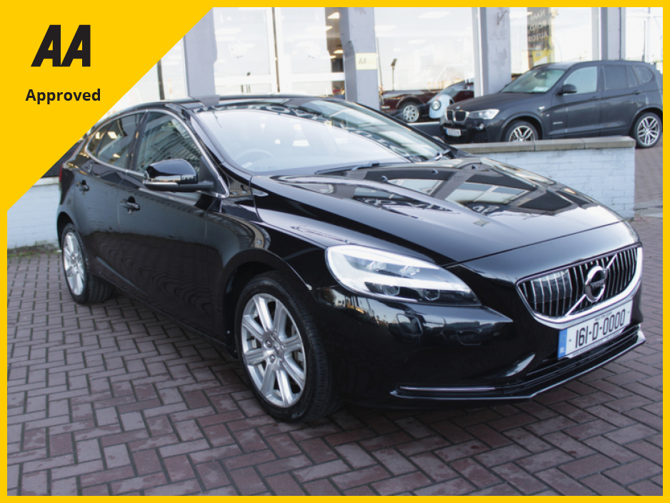 Used Volvo V40 2016 in Dublin