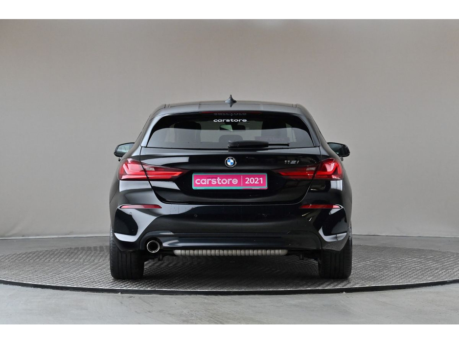 BMW 1 Series 118I SE SPORT *HALF LEATHER SPORT SEATS* — thumbnail 8