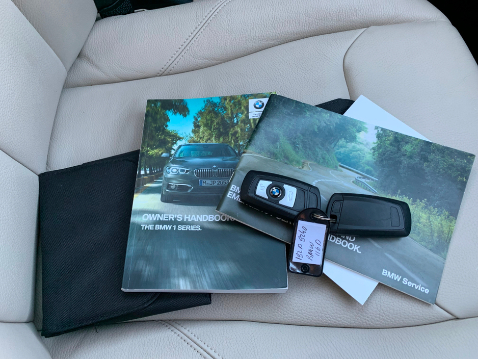 BMW 1 Series 116D SE AUTOMATIC // GREAT CONDITION // FULL SERVICE HISTORY // LEATHER, SAT NAV AND PARKING SENSORS // €200 ROAD TAX // 07/28 NCT // — thumbnail 27