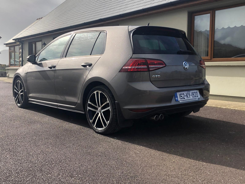 2015 Volkswagen Golf 2L Diesel For Sale Images