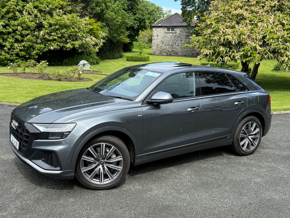 2021 Audi Q8 3L Petrol Plug-in Hybrid For Sale Images