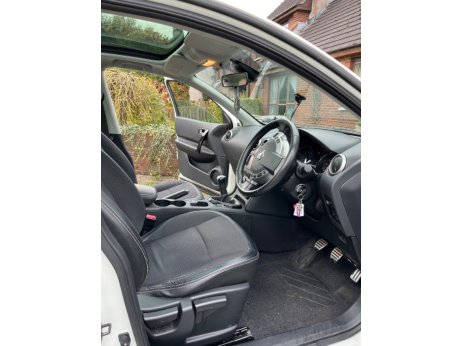 Nissan Qashqai 1.6 360 2WD 117PS 5DR — thumbnail 6